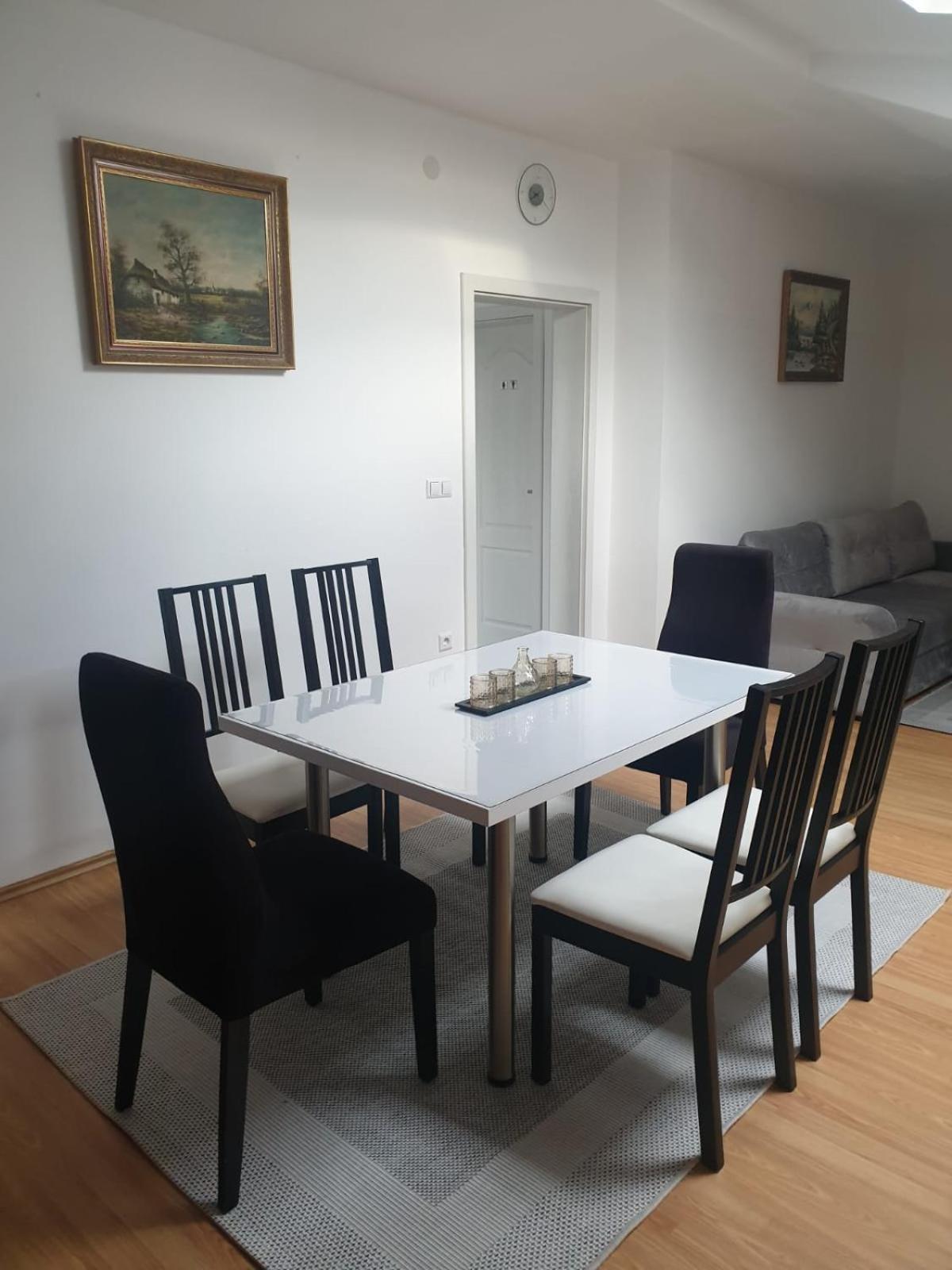 Apartman Sofia Zupanja Ngoại thất bức ảnh